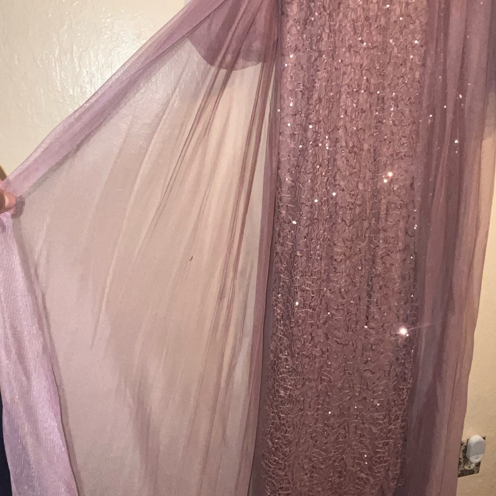UrbanModesty Mauve Lace Dress - Picture 7 of 7